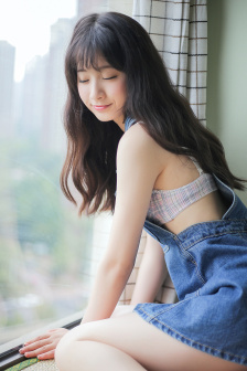 吹哨人正片